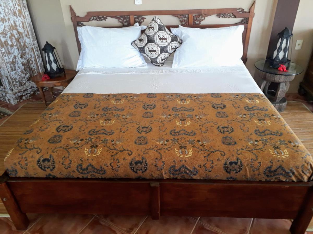 Luxury Suites Vila Indonesia Garopaba Dış mekan fotoğraf