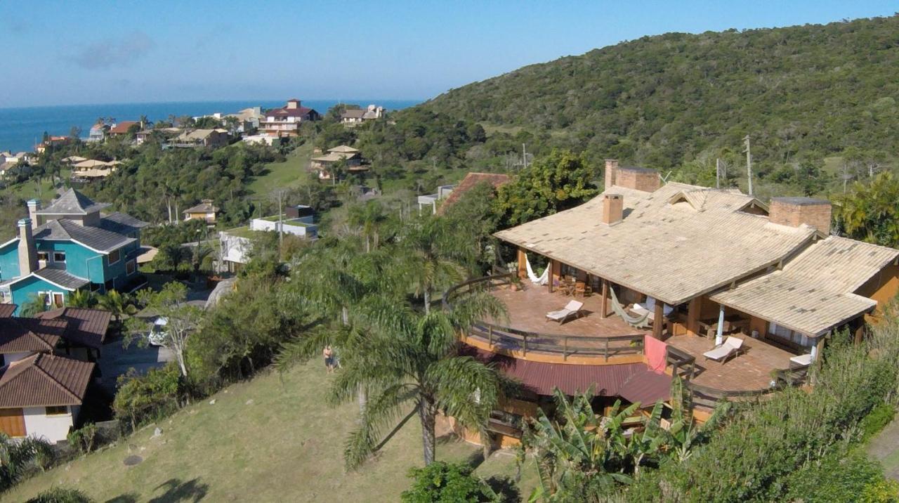 Luxury Suites Vila Indonesia Garopaba Dış mekan fotoğraf